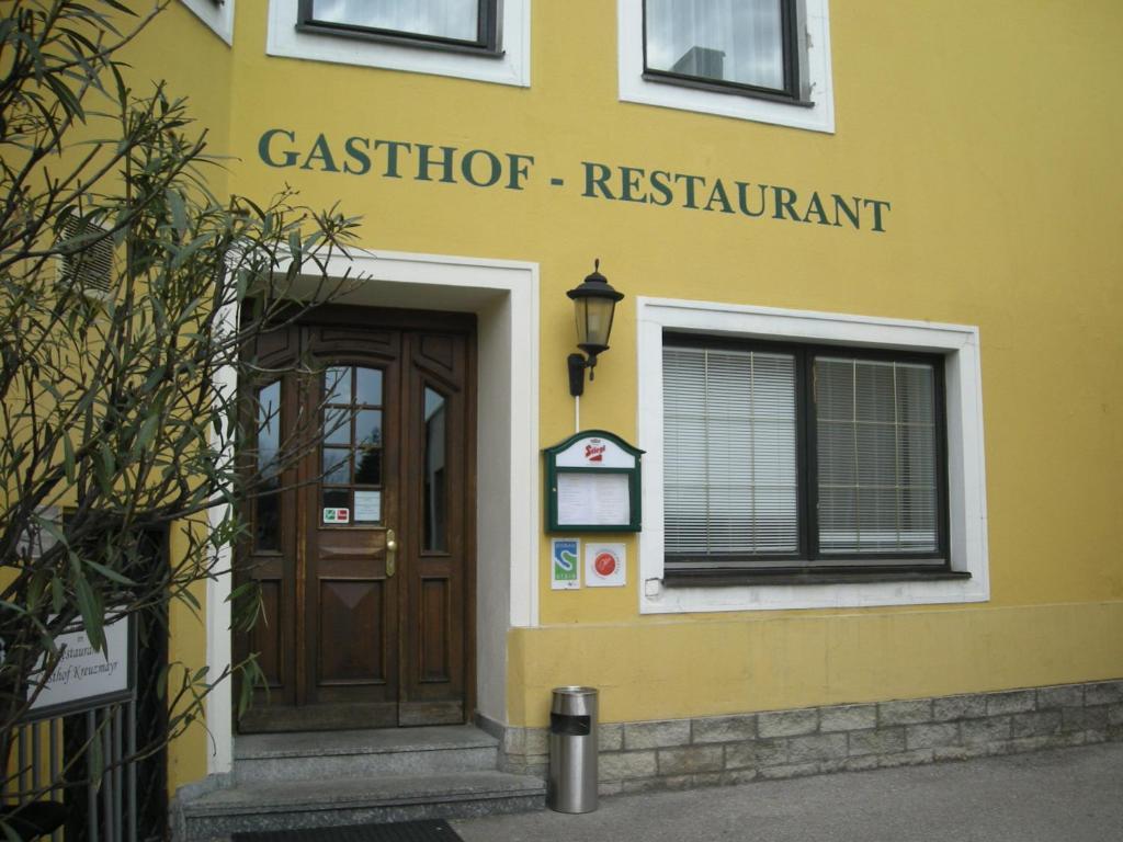 Gasthof Kreuzmayr Hotel Eferding Exterior foto