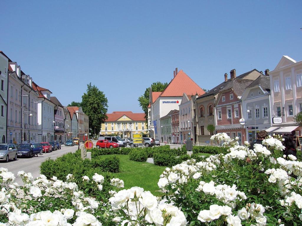 Gasthof Kreuzmayr Hotel Eferding Exterior foto